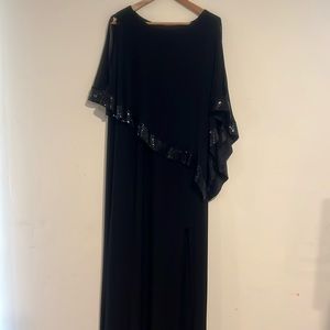 ♻️ R&M Richards Gown